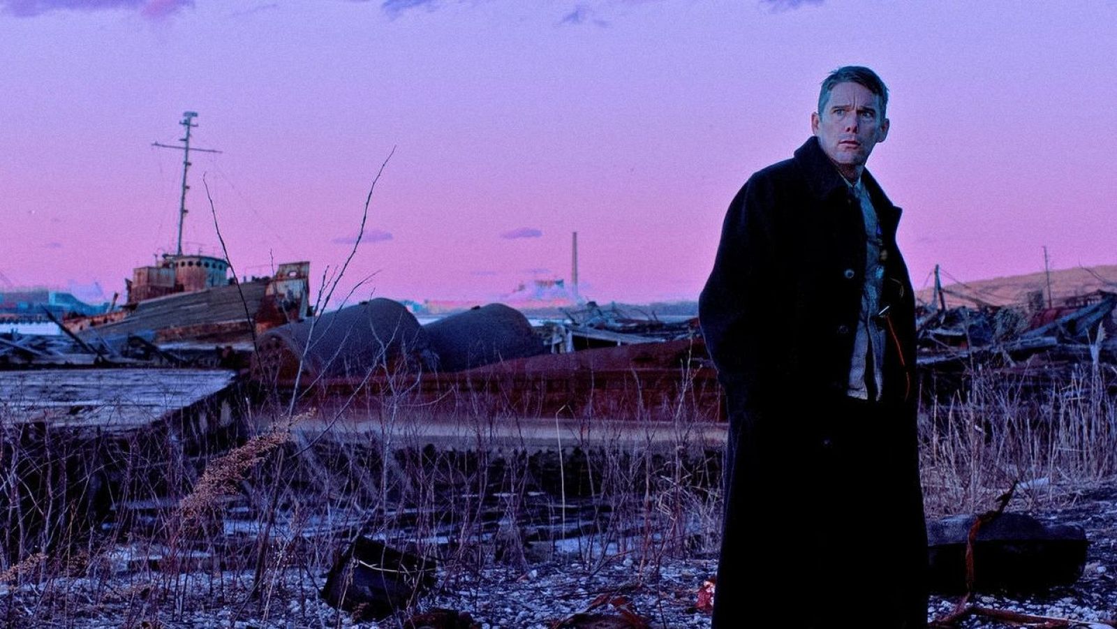 El reverendo Ernst Toller, ante un episodio dramático de la trama