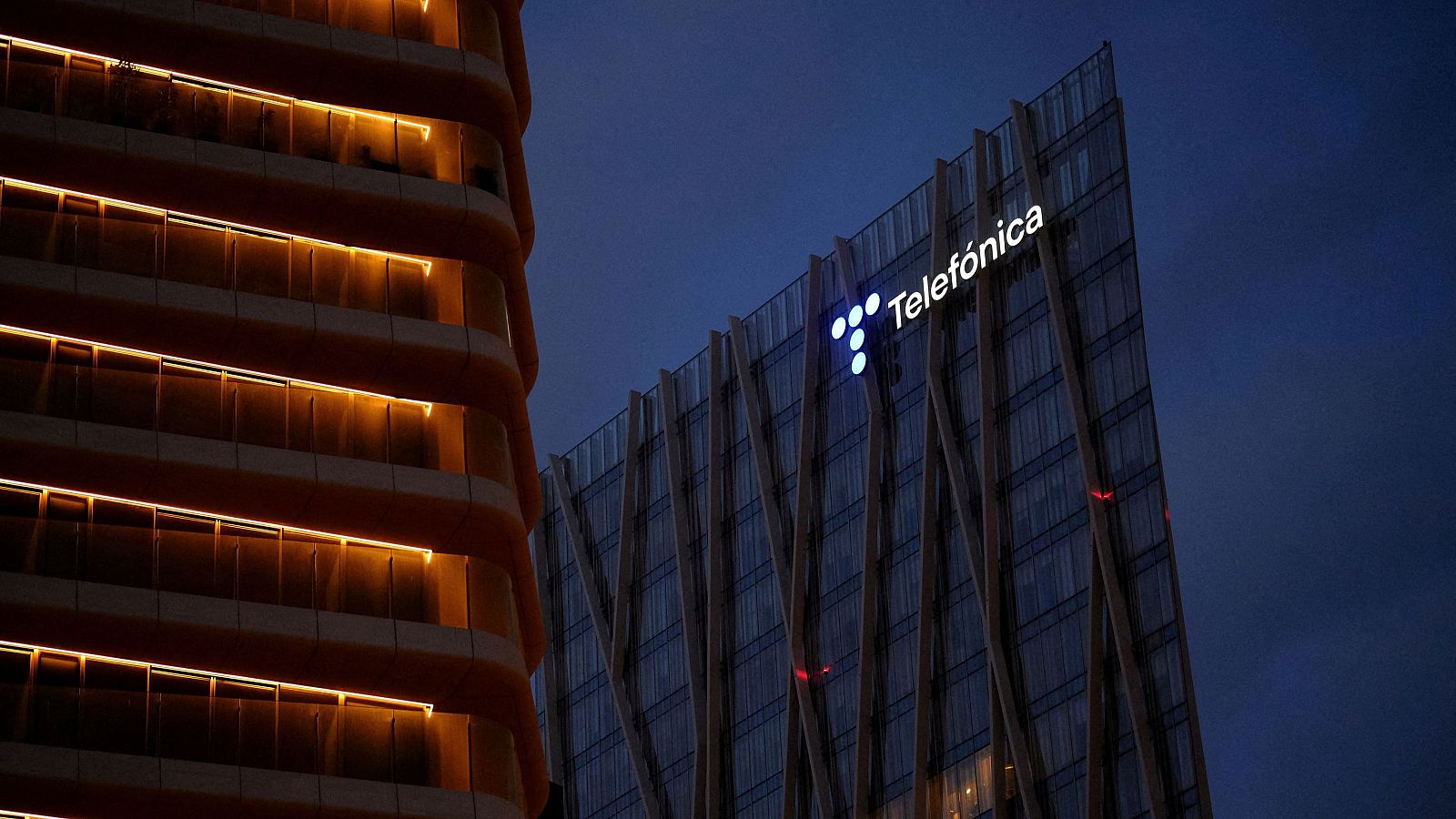 Telefónica propone 140 nuevos despidos que se sumarán a los 5.000 anunciados en el ERE