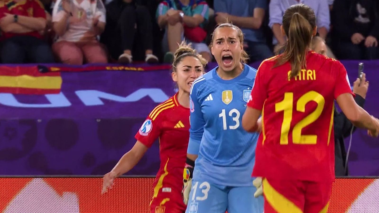 Selecció espanyola femenina de futbol