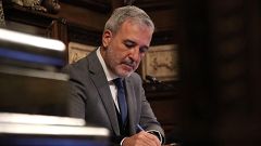 Collboni perd la qüestió de confiança i queda pendent d'una moció de censura