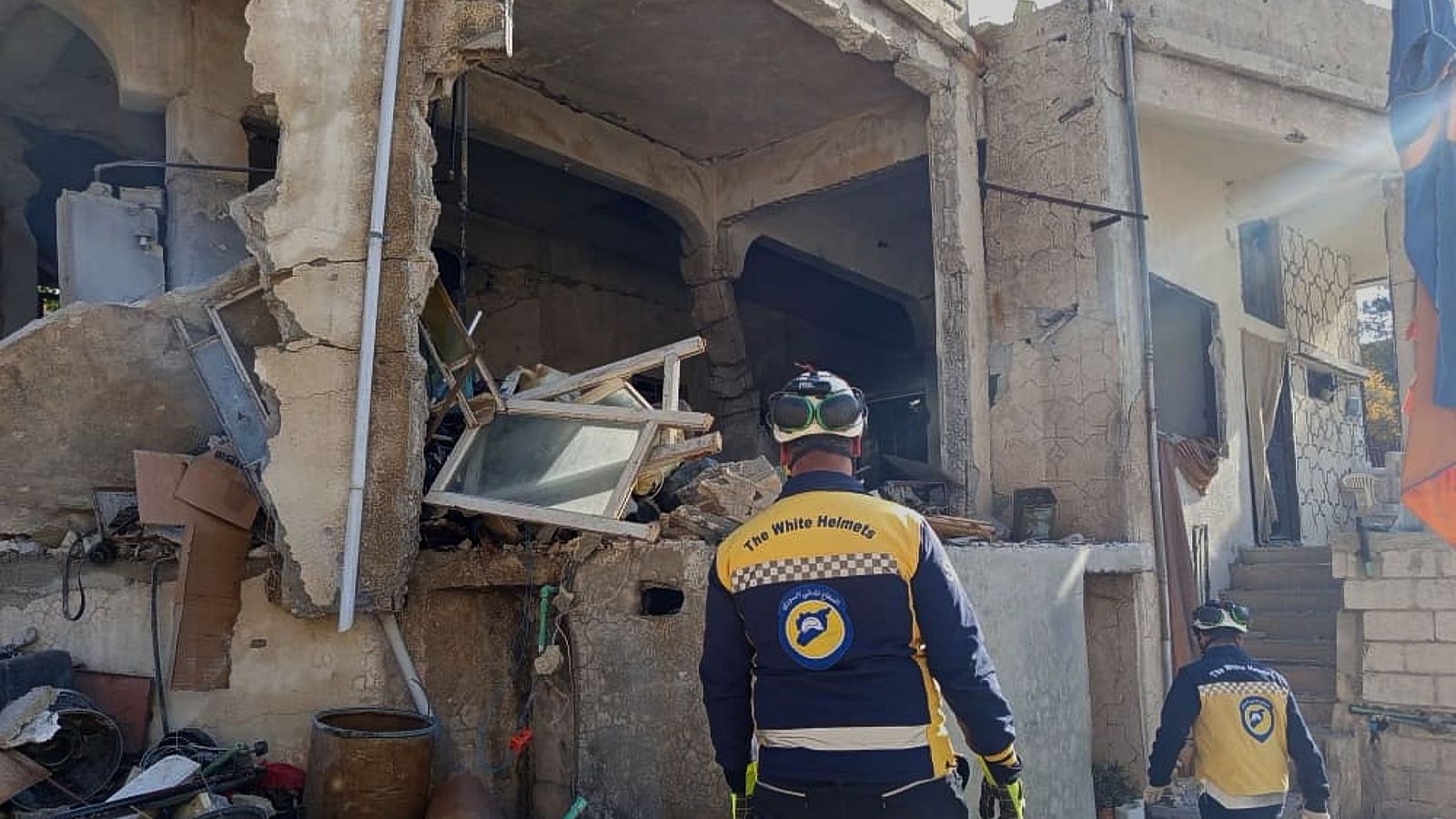 Israel mata a 13 personas en una incursión en Siria