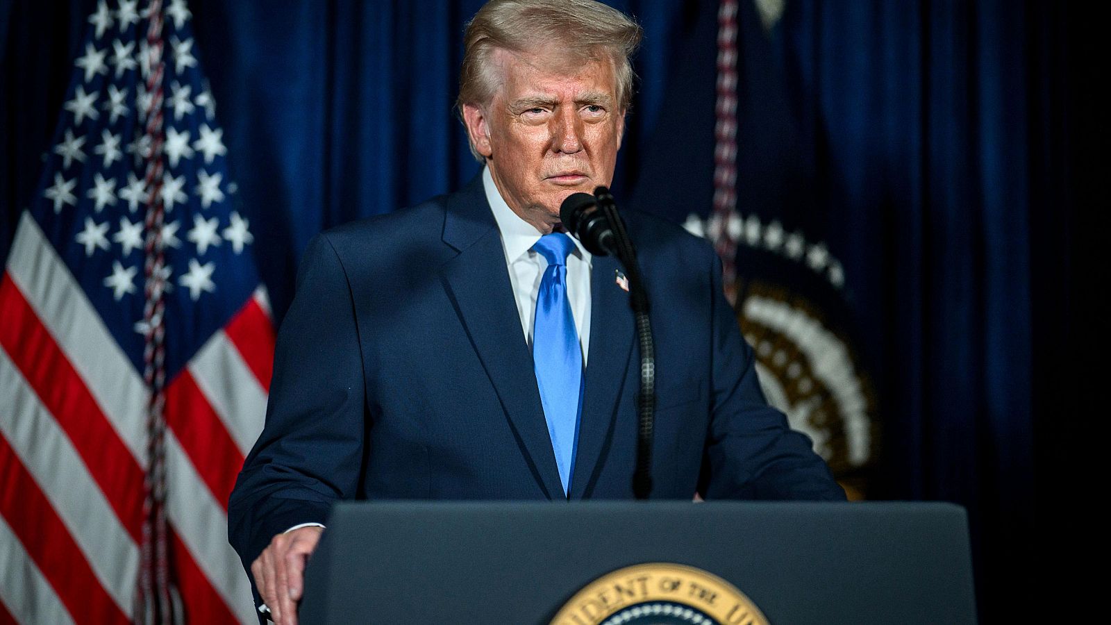 Trump anuncia el cierre del espacio aéreo de Venezuela