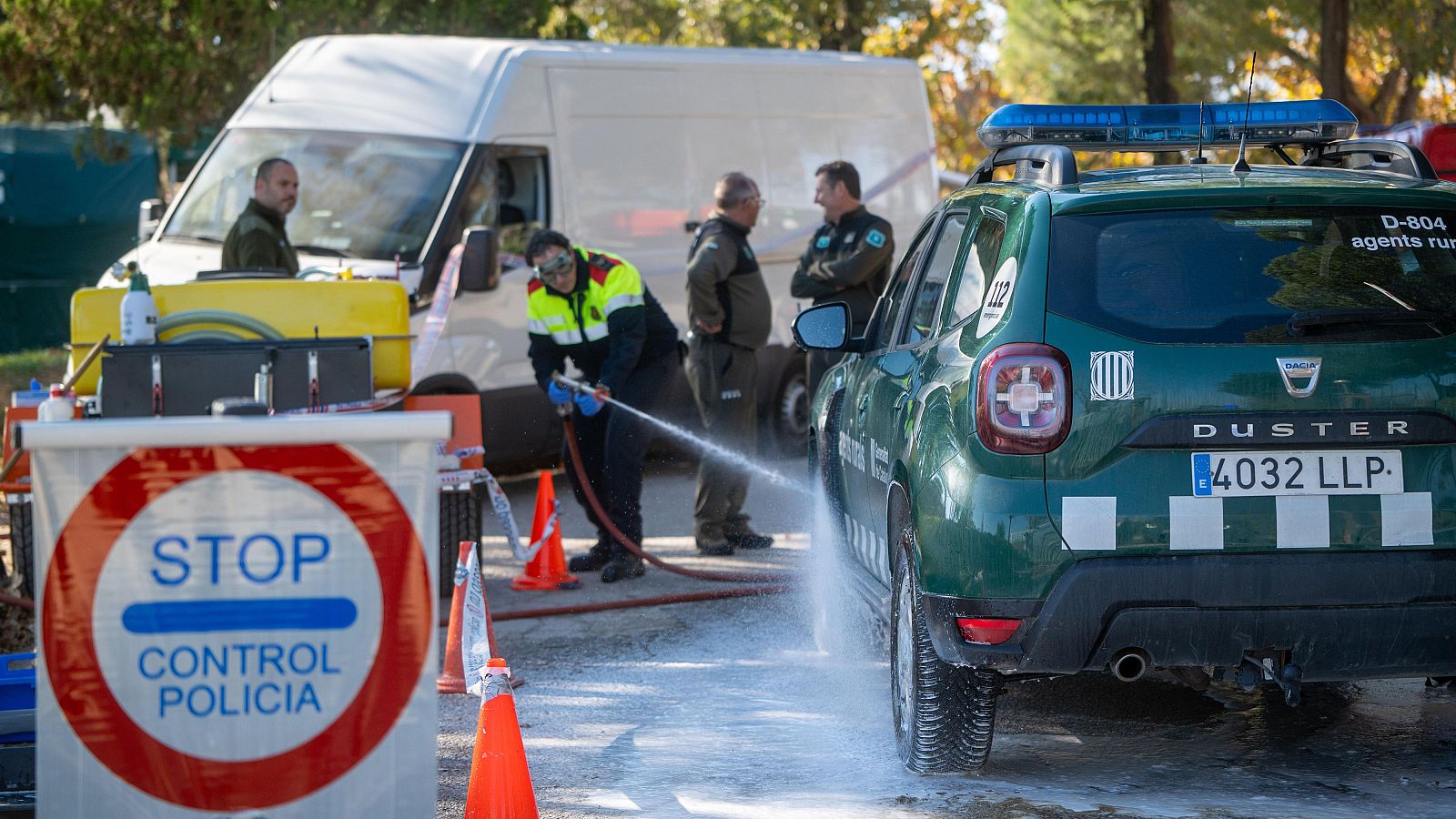 La Comisión Europea pide a España que frene la peste porcina en Cataluña mientras la UME despliega efectivos en la región