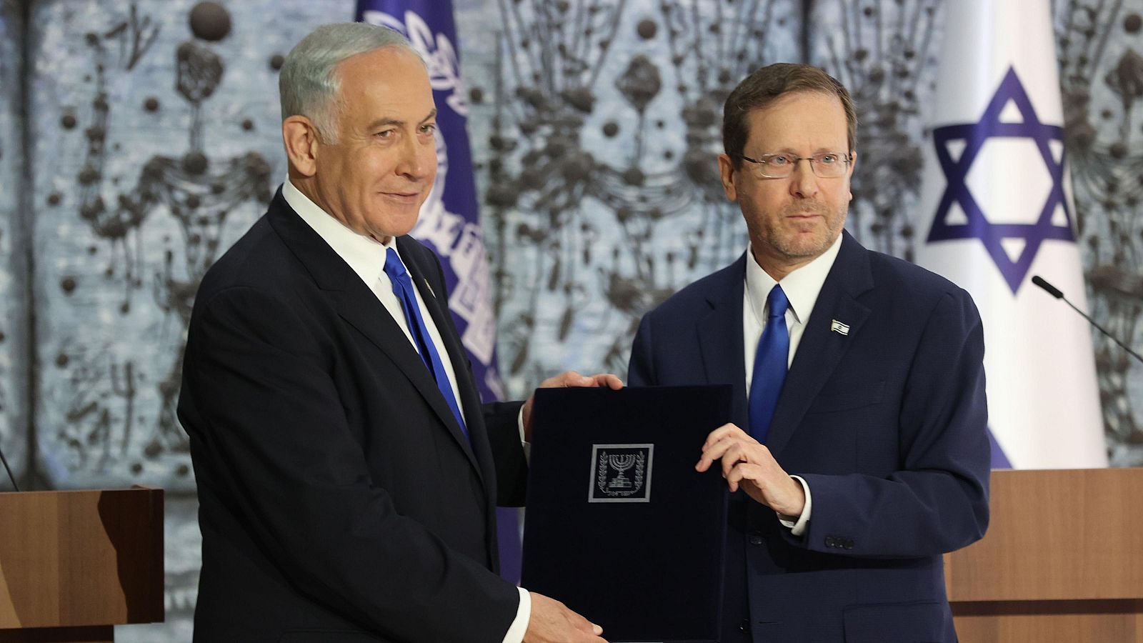 El presidente israelí, Isaac Herzog, y el primer ministro, Benjamin Netanyahu, el pasado 13 de noviembre de 2022.