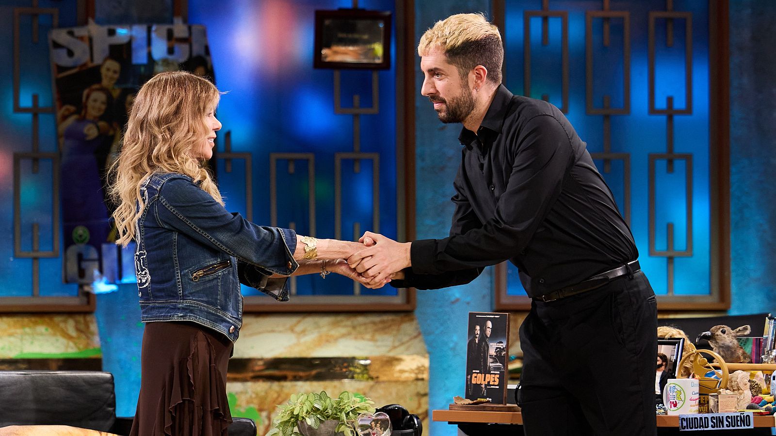 Jeanette y David Broncano se saludan en La Revuelta 1/12/25