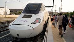 De camino a las elecciones extremeñas en tren, un servicio en "ligera mejoría" pero "antiguo e inadaptado" al siglo XXI
