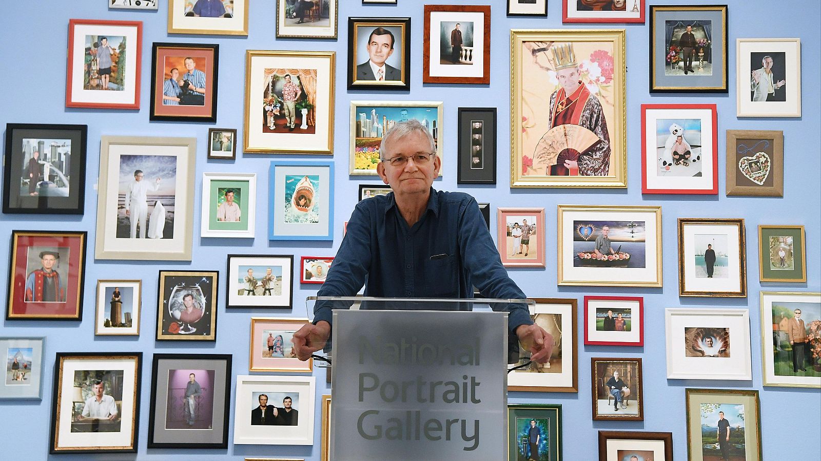 Muere el fotógrafo británico Martin Parr a los 73 años