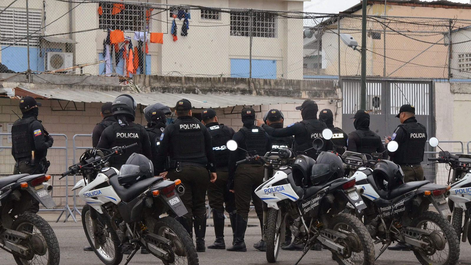 Al menos 14 muertos en un enfrentamiento en una cárcel en Ecuador