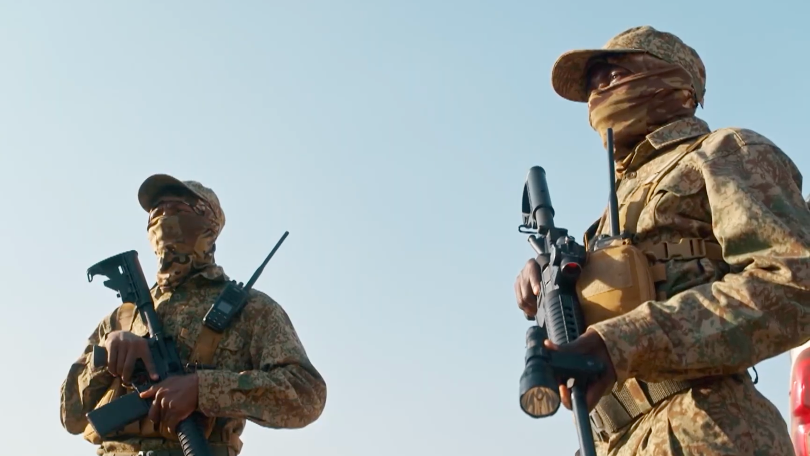 Dra. Fabiola Jones| Dos guardabosques anti furtivos de una reserva en Sudáfrica