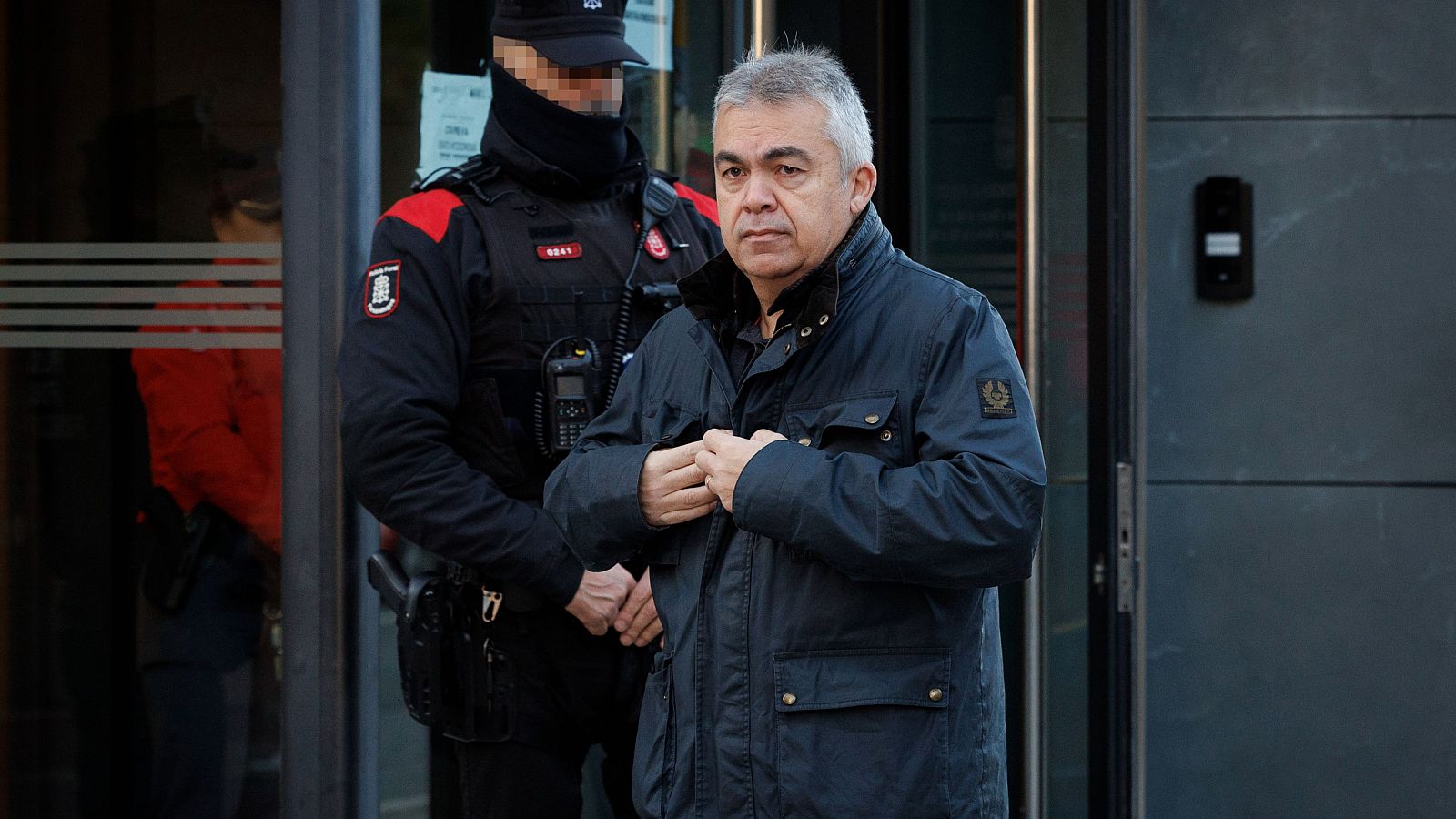 El ex secretario de Organización del PSOE Santos Cerdán a su salida del Juzgado de Primera Instancia de Tafalla