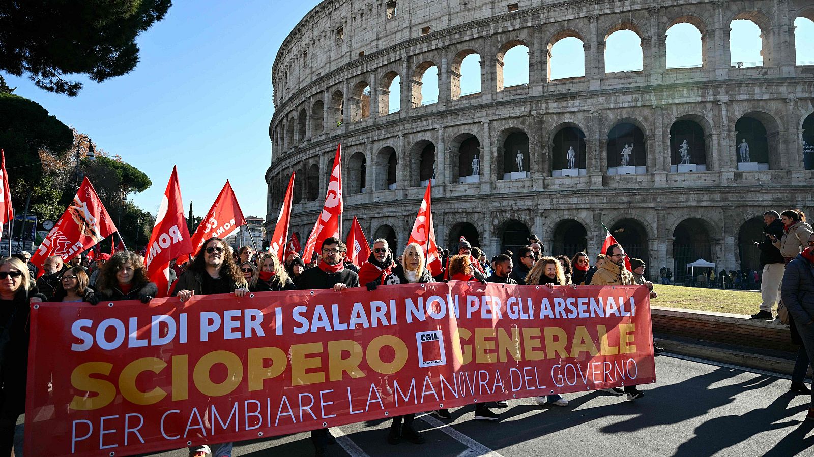 Italia afronta una huelga general de trabajadores contra los presupuestos del Gobieno de Meloni