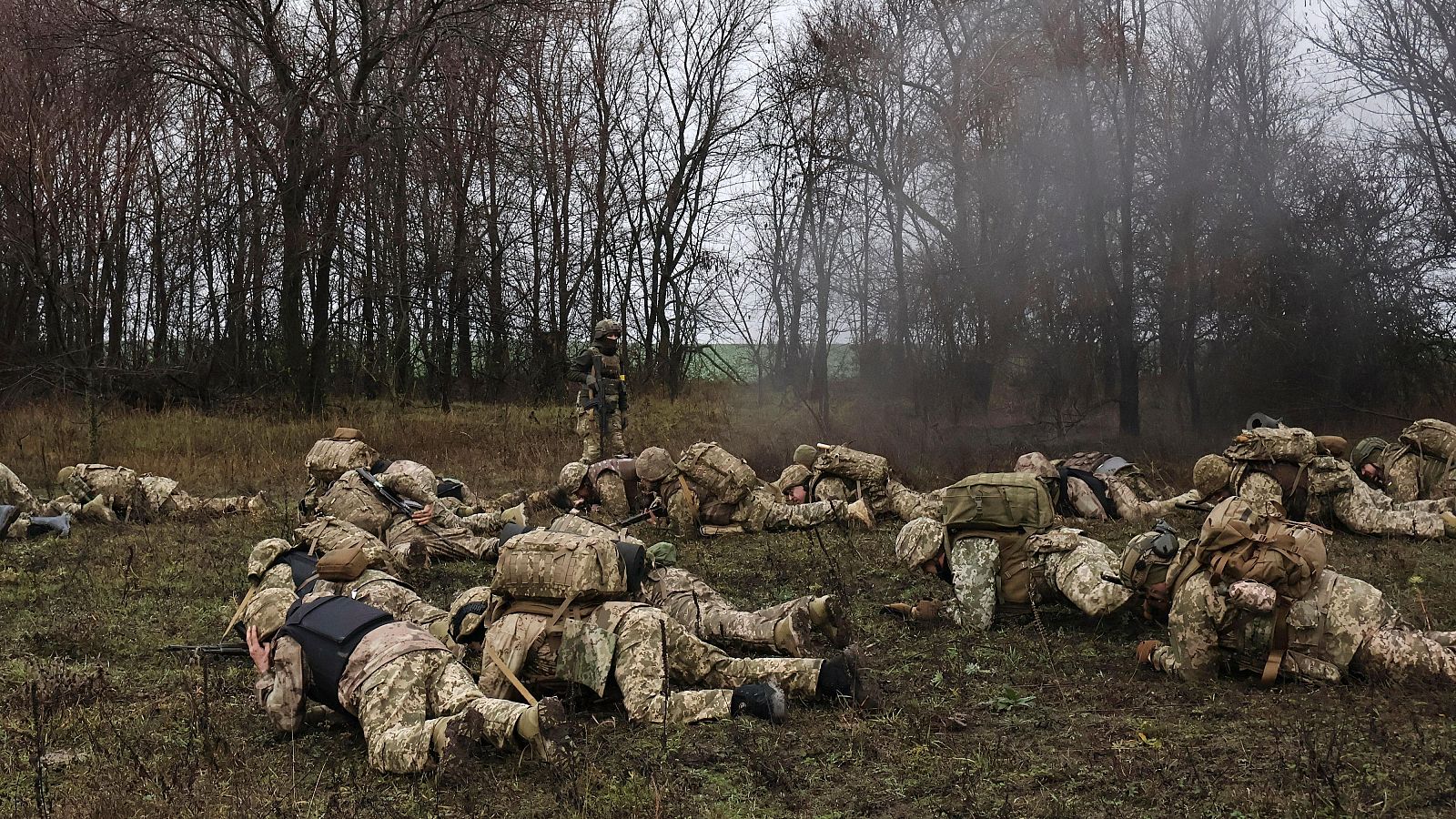 Soldados ucranianos participan en unas maniobras en la región de Zaporiyia