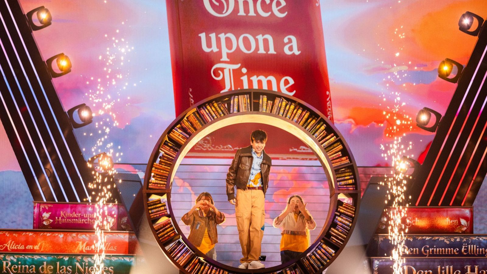 Gonzalo Pinillos en la final de Eurovisión Junior 2025