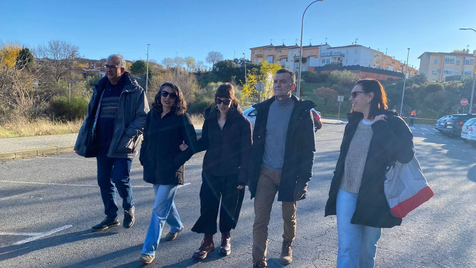 La candidata de Unidas por Extremadura, Irene de Miguel, junto al coordinador general de IU, Antonio Maíllo.