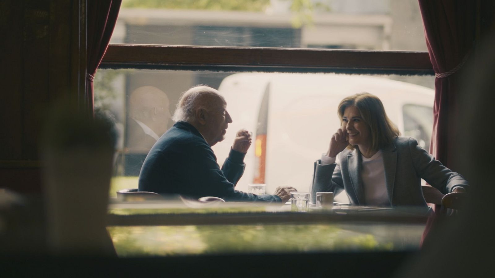 Manuel Vicent, entrevistado por Lara Siscar