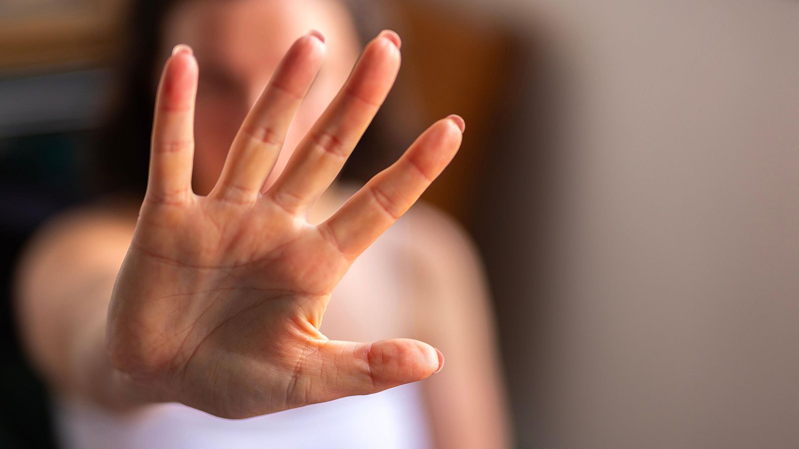 Más del 93% de las personas detenidas por estos delitos contra la libertad sexual en España son varones