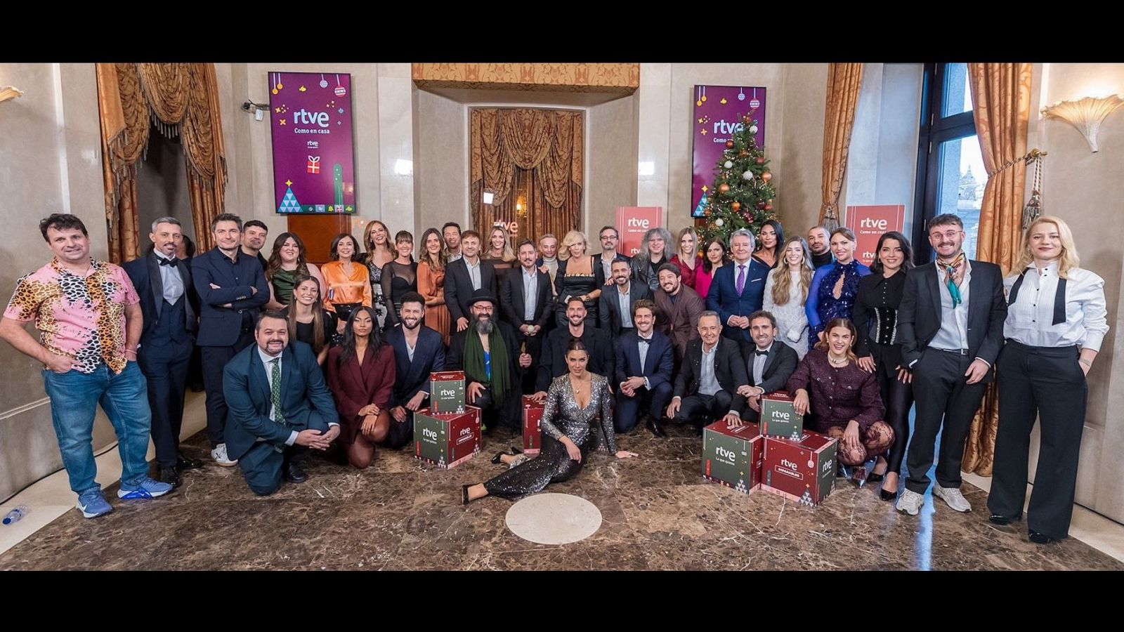 Foto de familia de la presentación de la programación de la Navidad de RTVE