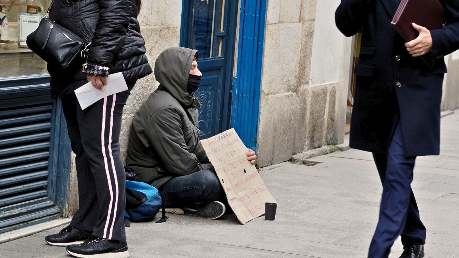 Les situacions de precarietat es relacionen amb l'acces a l'habitatge