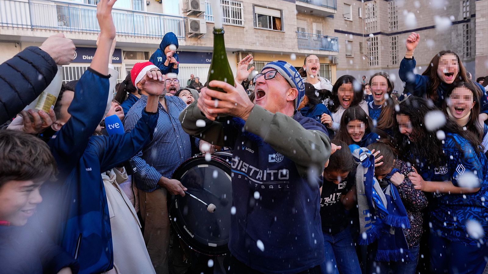 ¿Cuánto toca con el Gordo de la Lotería de Navidad 2025 y cuánto dinero se lleva Hacienda?