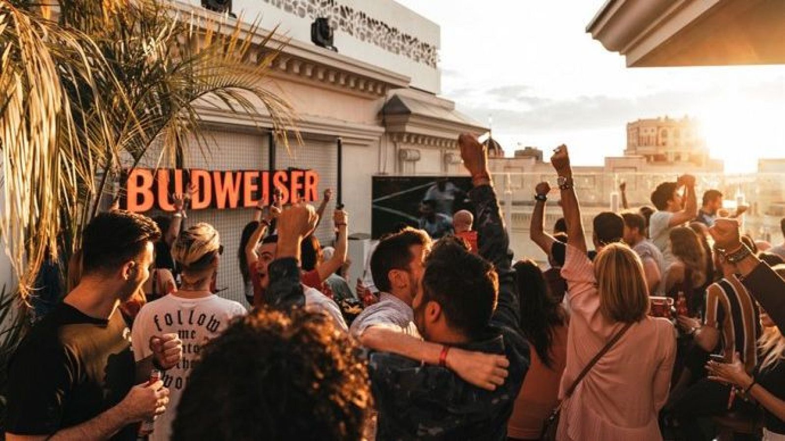 Una festa a una terrassa | Europa Press