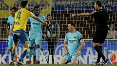 Las Palmas araña un punto al Barça y anima la Liga