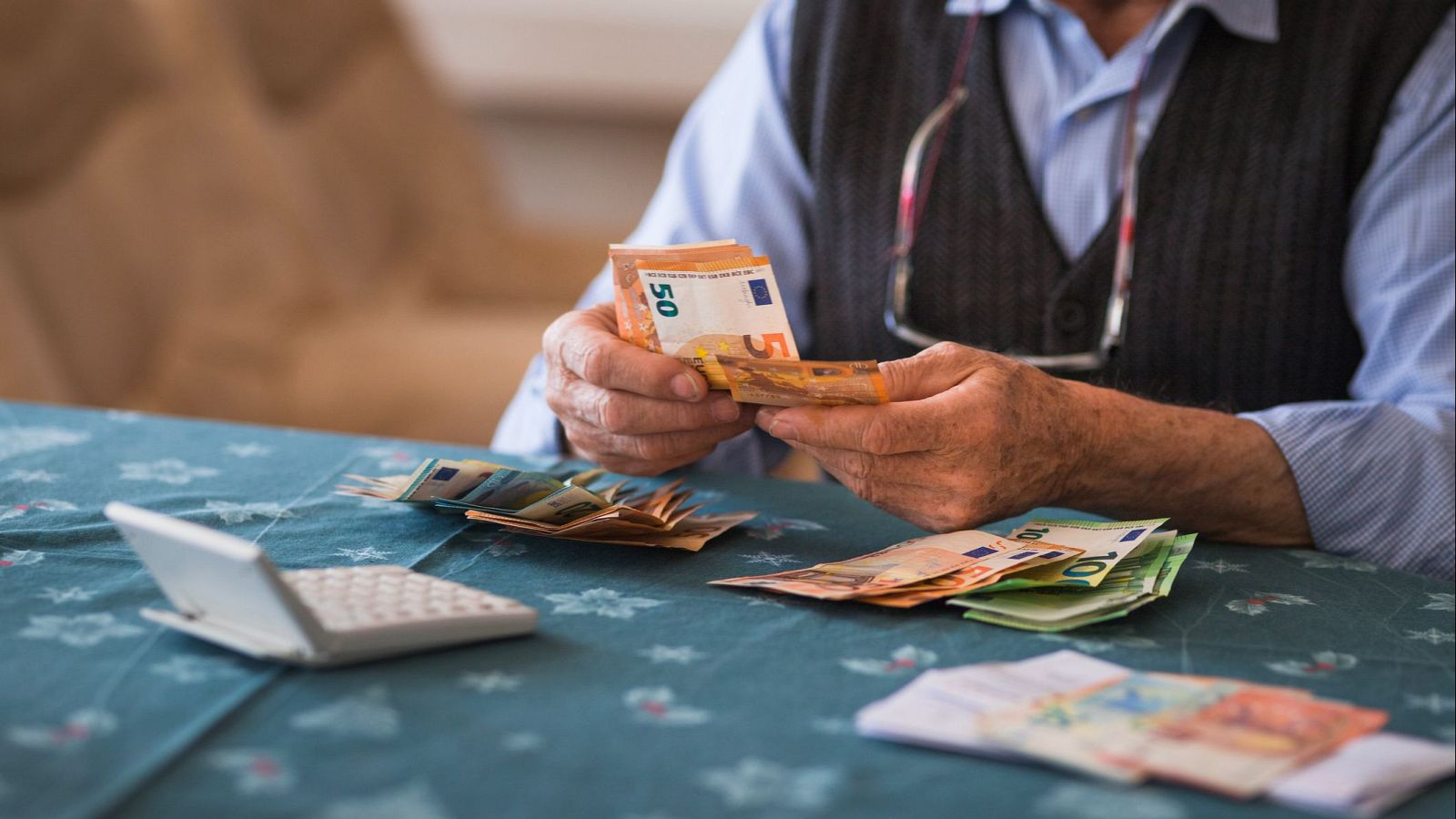 Muchos jubilados mantienen una actitud de prudencia económica muy similar a la de su vida laboral.