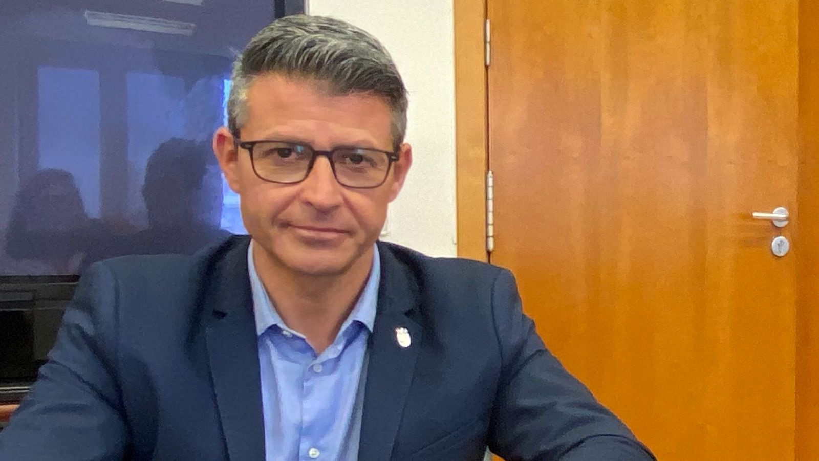 El alcalde de Almussafes, acusado de acoso sexual, dice que seguirá en el cargo