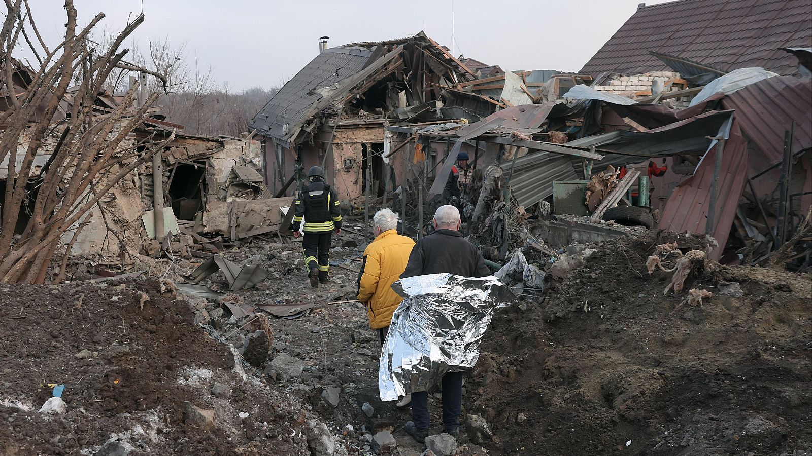 Viviendas destruidas tras un ataque ruso sobre Zaporiyia