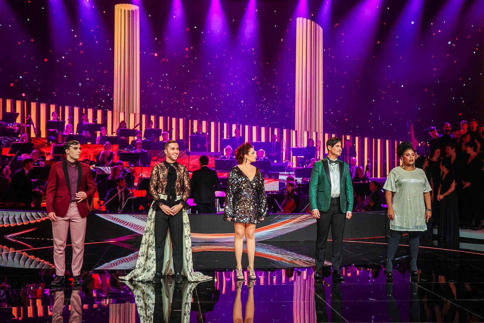 Esaú, Ginés, Klaudya, Álvaro y Merlyn en el plató de 'ARIA, locos por la ópera'