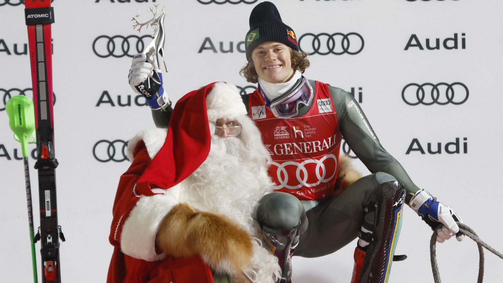 Lucas Pinheiro Braathen con Papá Noel