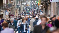 Dos de cada tres españoles cree que el Estado debe intervenir en la vida económica, según el CIS