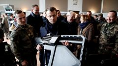 Francia y EE.UU. prometen una respuesta firme al uso de armas químicas en Siria
