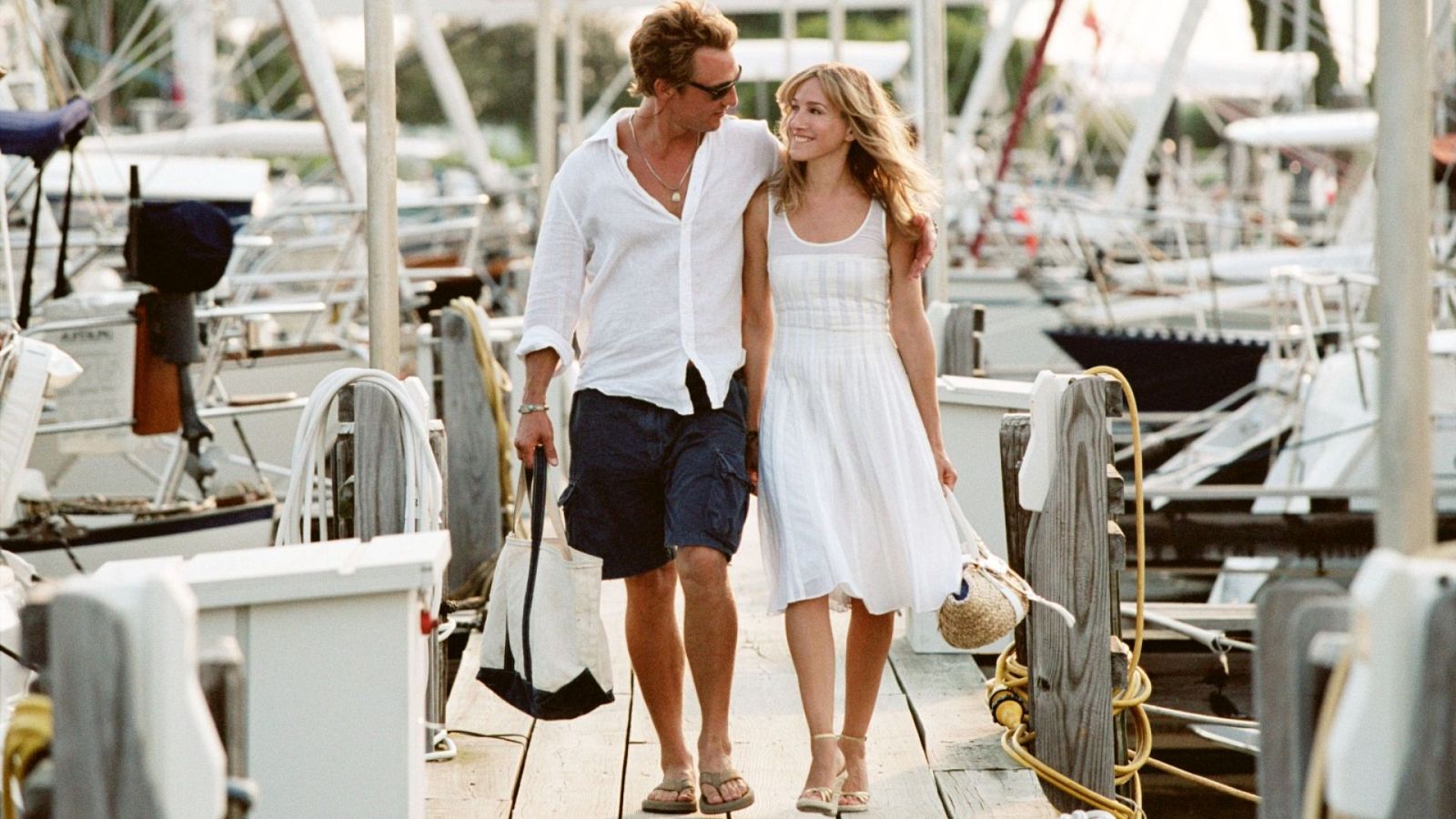 Descubre esta divertida comedia con Matthew McCounaghey y Sarah Jessica Parker.