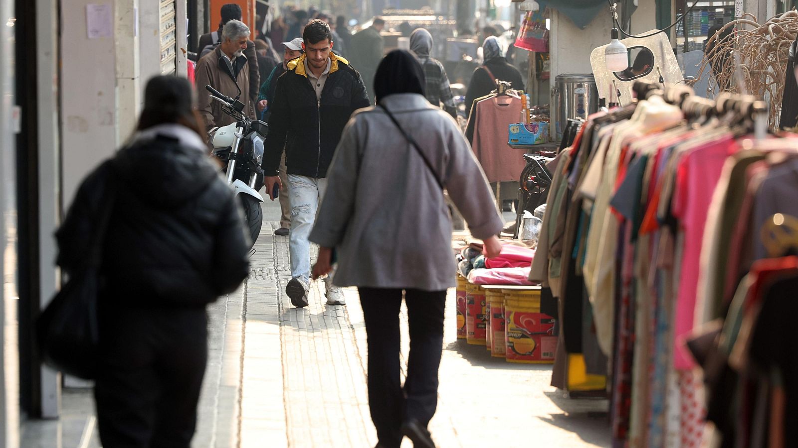 En Irán han muerto al menos 45 personas desde el estallido de las protestas en diciembre, según una ONG