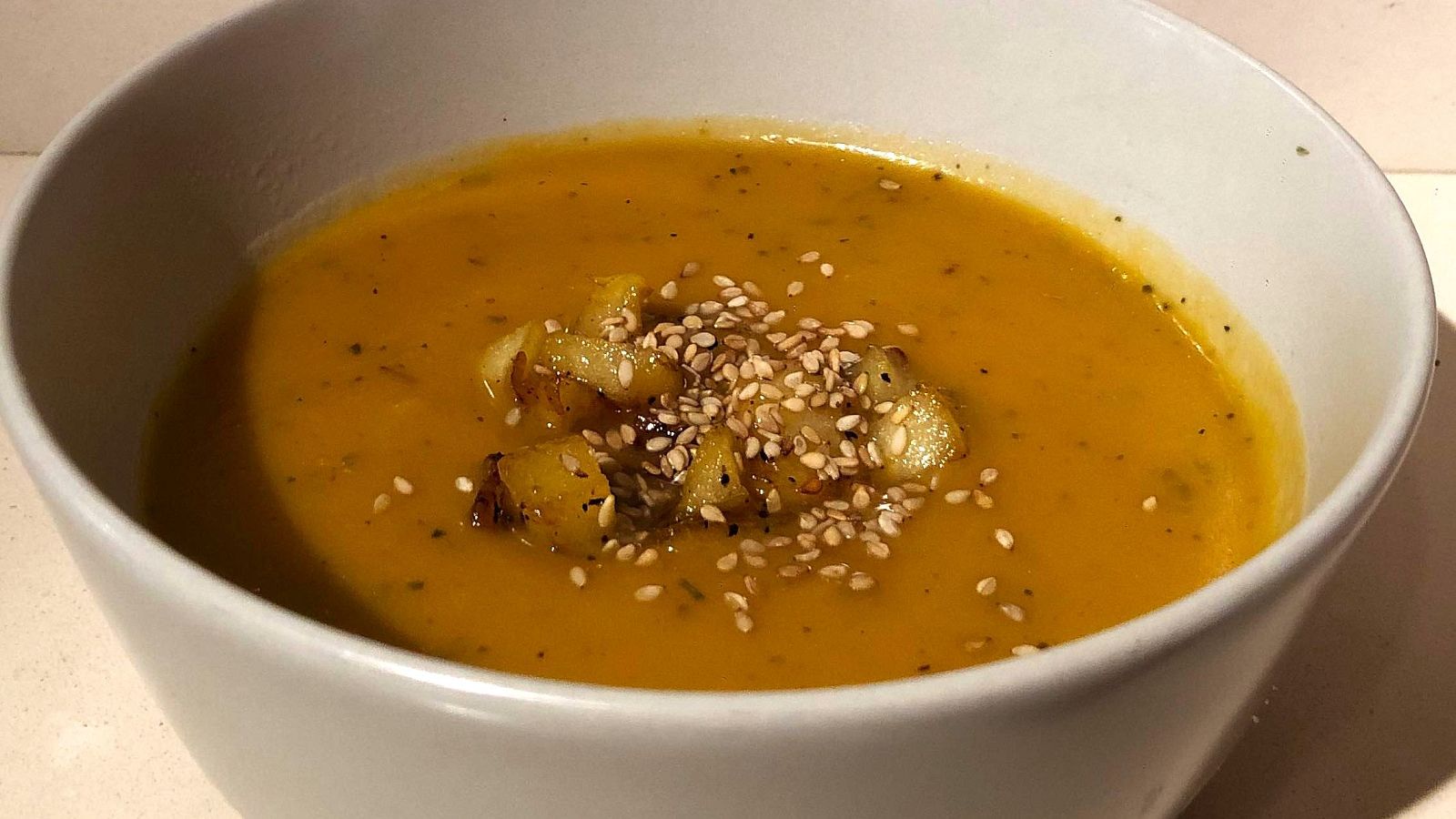 Crema de carabassa i moniato rostits