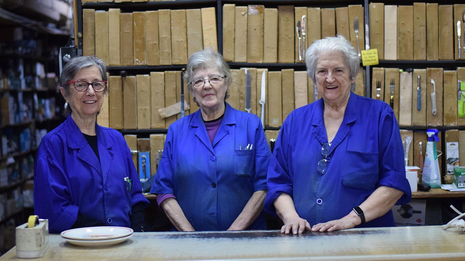 La ferretería Molina: un viaje en el tiempo con María, Pepa y Alicia