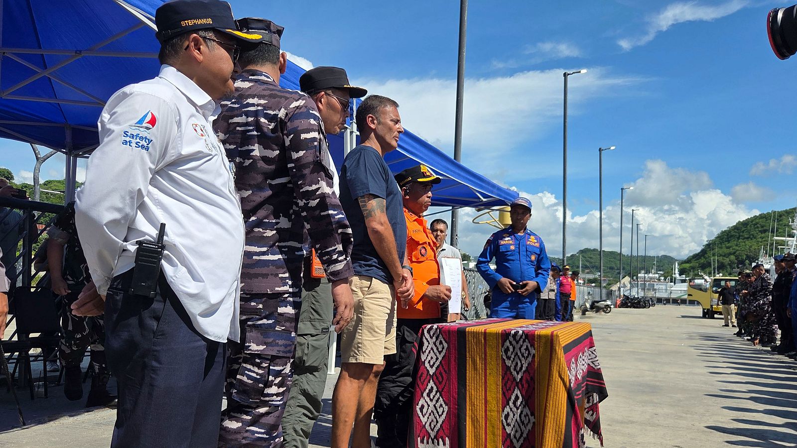 Los equipos de rescate de Indonesia dieron este viernes por finalizado el operativo para encontrar al niño de 10 años aún desaparecido tras dos semanas de búsqueda