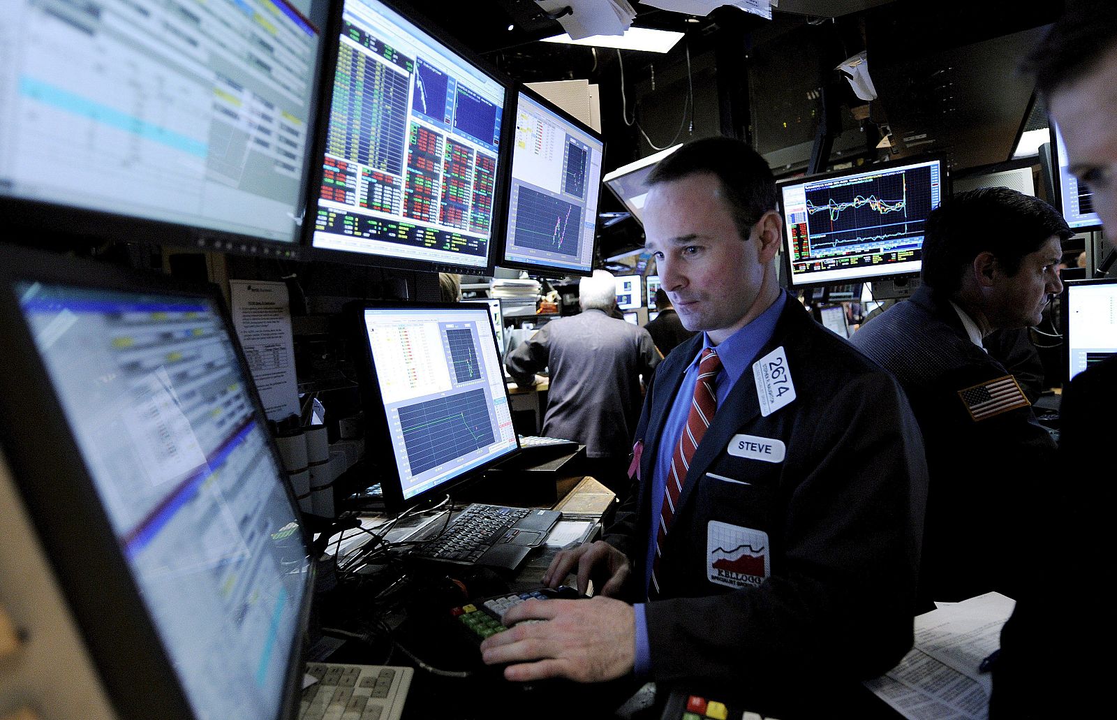 Las bolsas mundiales esperan la votación del Senado