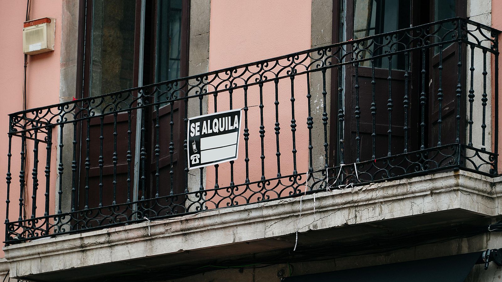 La renta de los caseros es un 82% superior a la de los inquilinos, según Consumo, que cifra la brecha en 23.600 euros