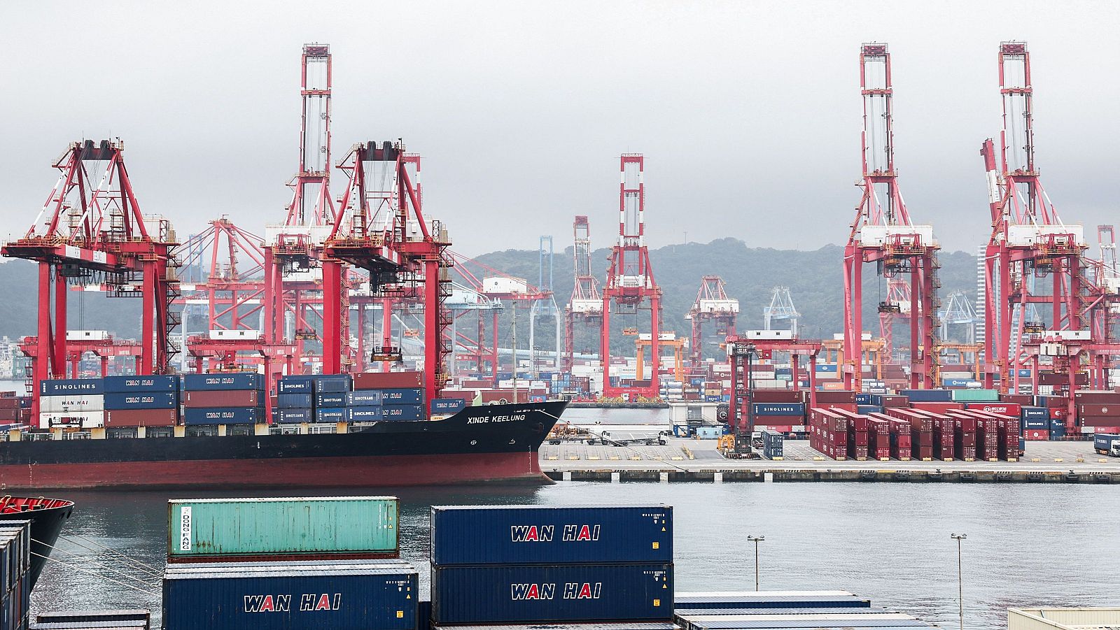 EE.UU. y Taiwán cierran un acuerdo comercial con aranceles limitados al 15% con la oposición de China