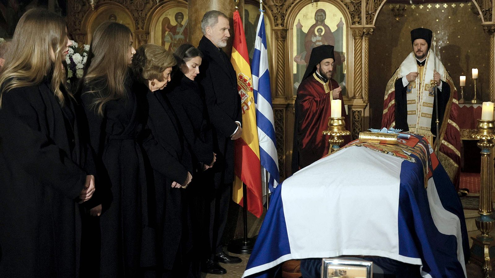 La familia real despide en Madrid a Irene de Grecia antes de viajar a Atenas a su funeral