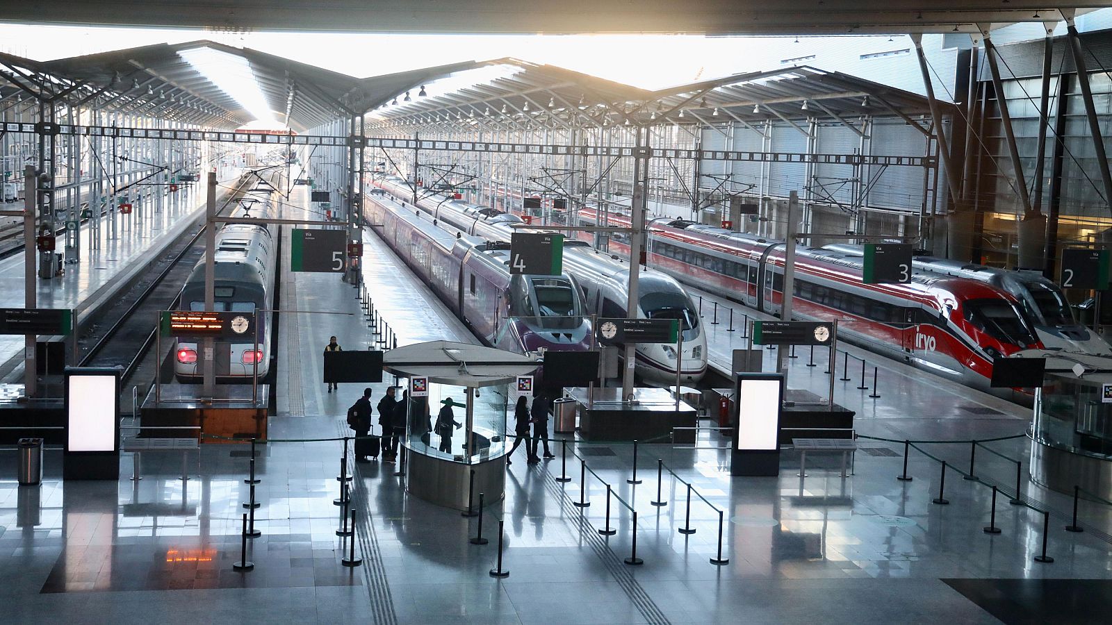 Cómo funciona la red ferroviaria en España y compañías que operan