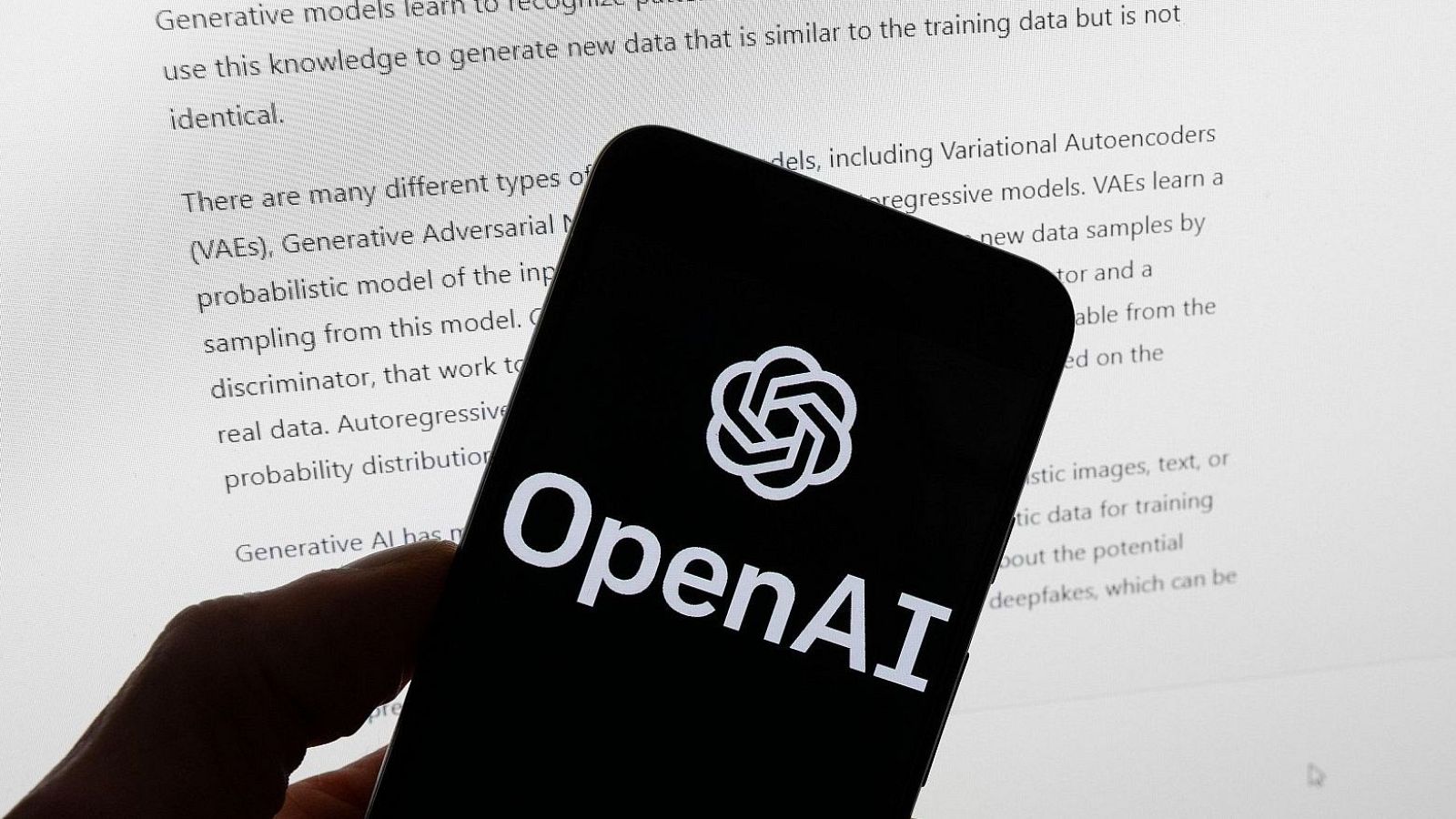 Fer consultes mèdiques a ChatGPT: un advocat i un metge n'exposen els perills