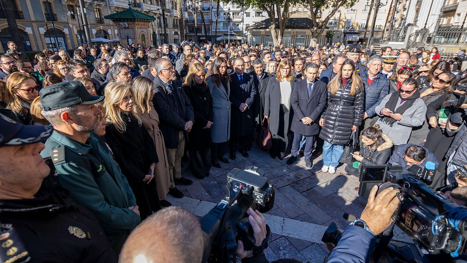 Huelva recuerda a las víctimas de la tragedia ferroviaria en Adamuz