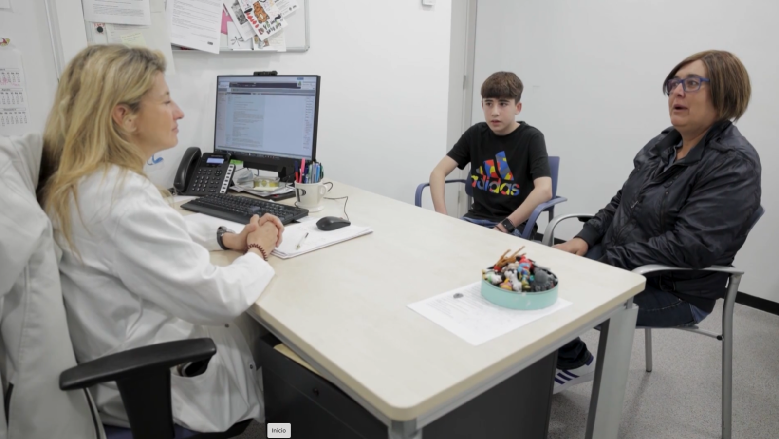 "És molt dur quan un fill et diu que no vol continuar vivint": el testimoni d’una mare