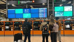 Frustración e indignación en un domingo sin Rodalies en Cataluña: "Parece tercermundista"