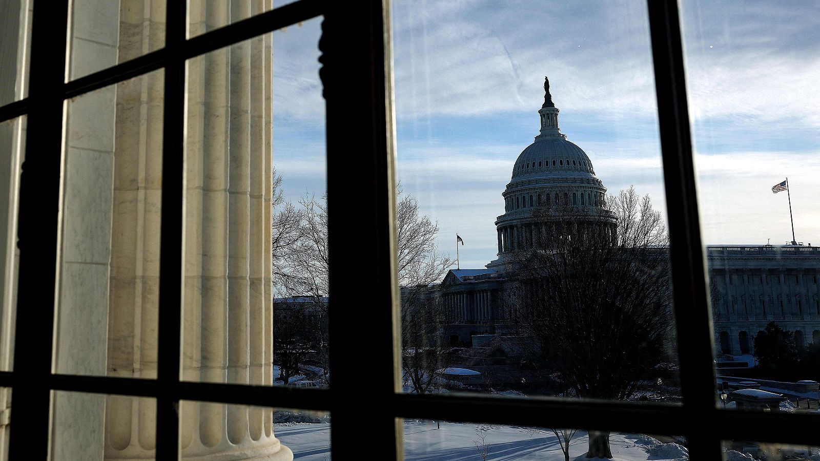 Los demócratas y la Casa Blanca llegan a acuerdo para evitar cierre del Gobierno