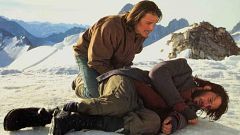 La otra historia de la tragedia de los Andes: 'Viven', la película sin Brad Pitt que parodiaron los Simpson