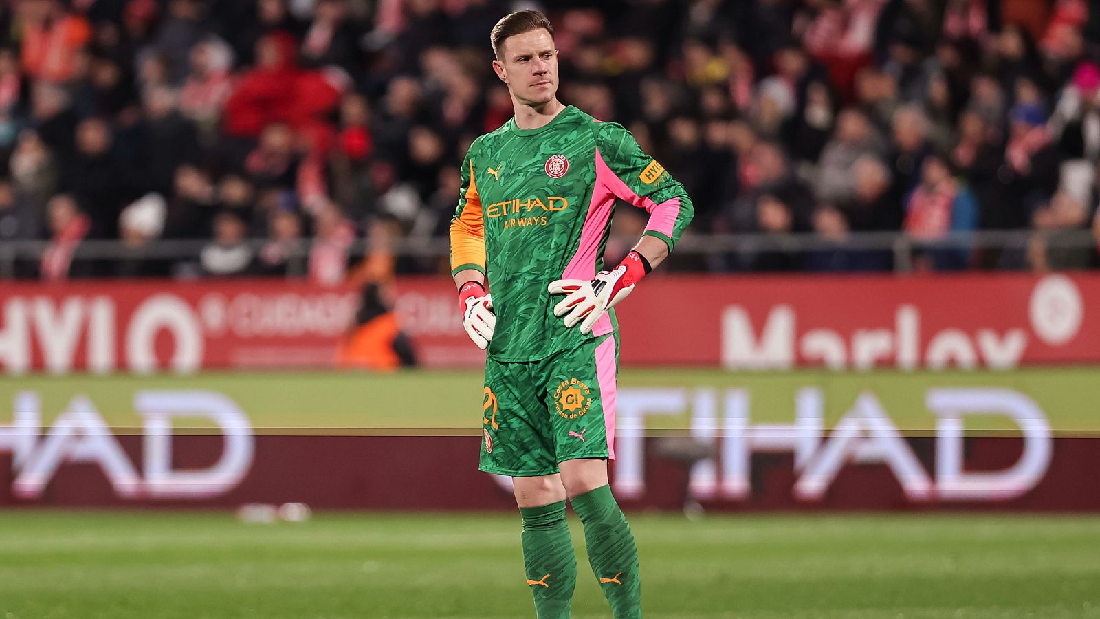 Ter Stegen podría estar de baja más de dos meses y decir casi adiós a lo que resta de temporada.