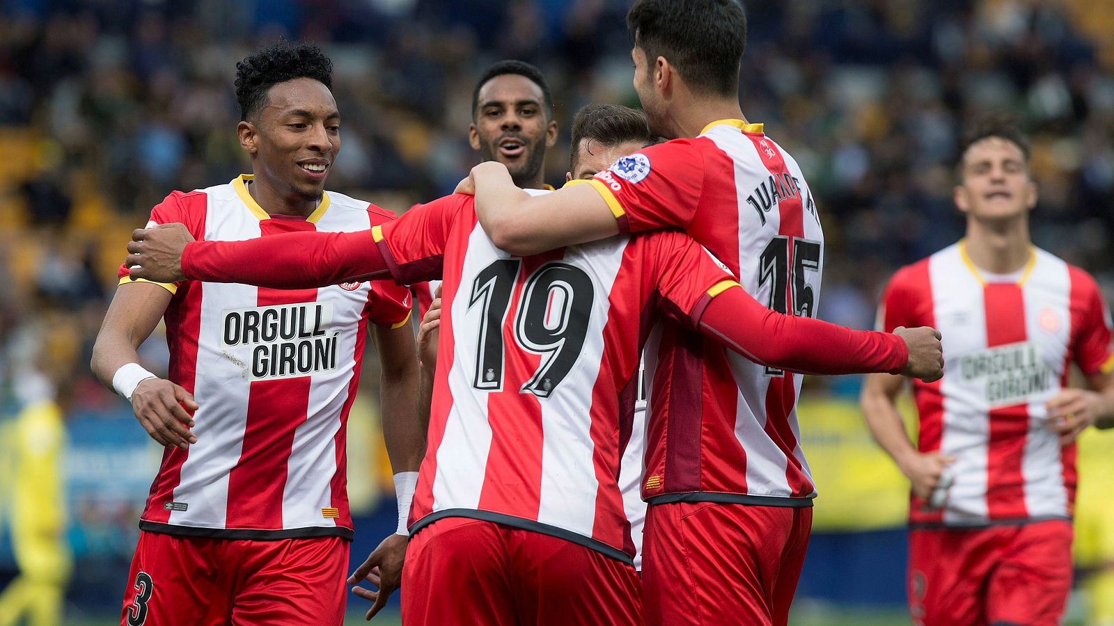 El Girona se sitúa en puestos europeos y el Dépor sigue sin ganar